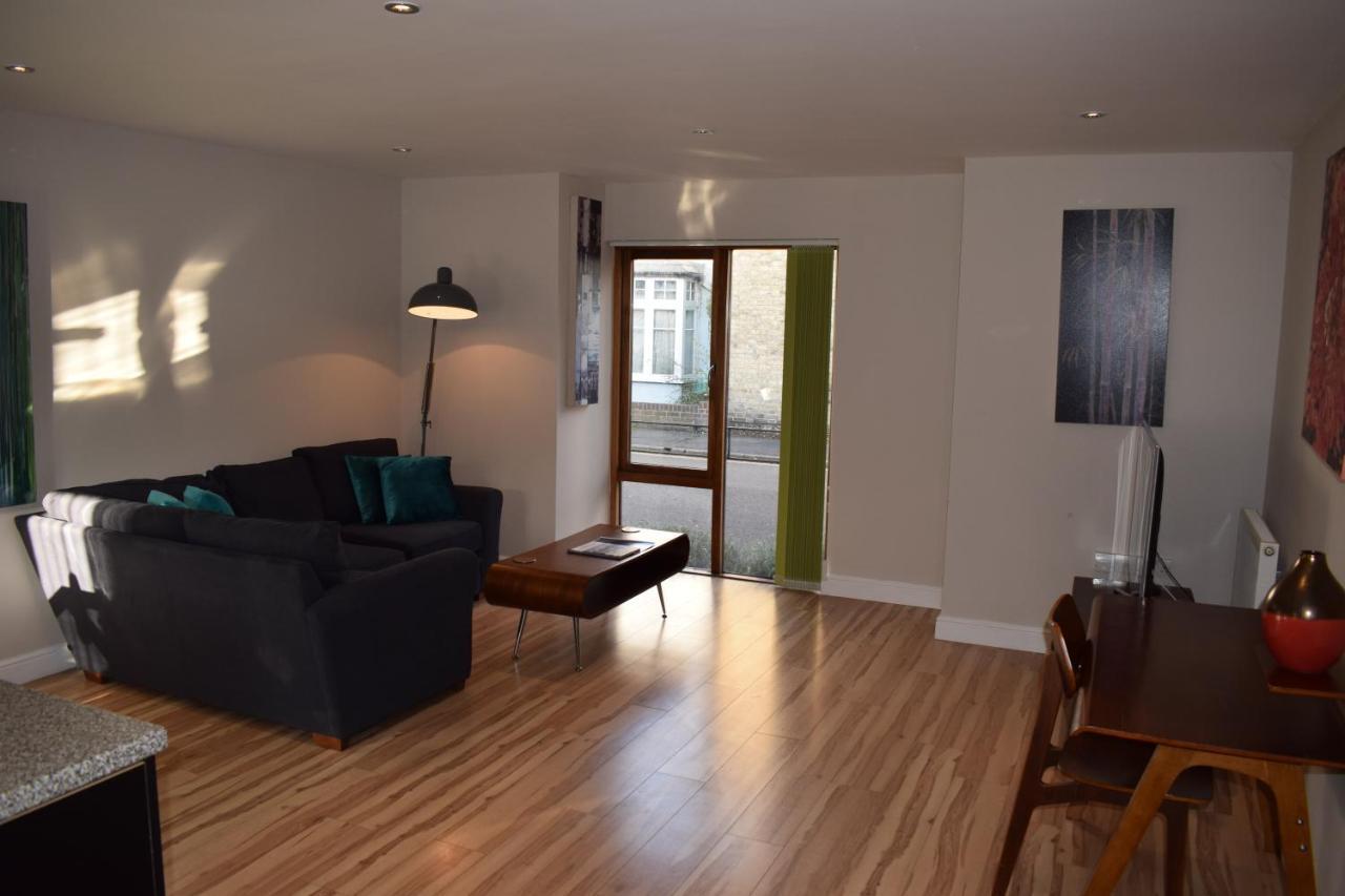 Lux Living Apartments - Alpha Apartments Cambridge Extérieur photo